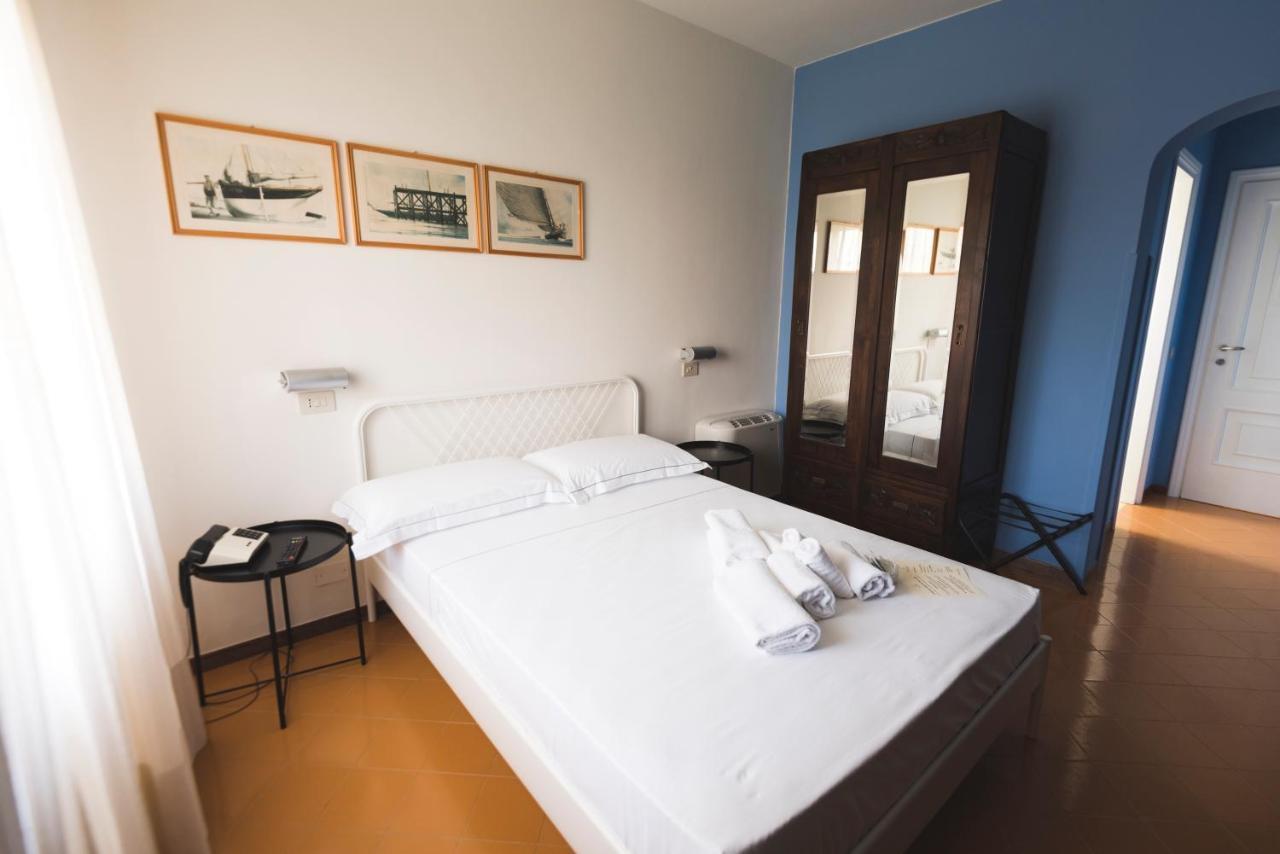 Mami Sabaudia Hotel Zewnętrze zdjęcie