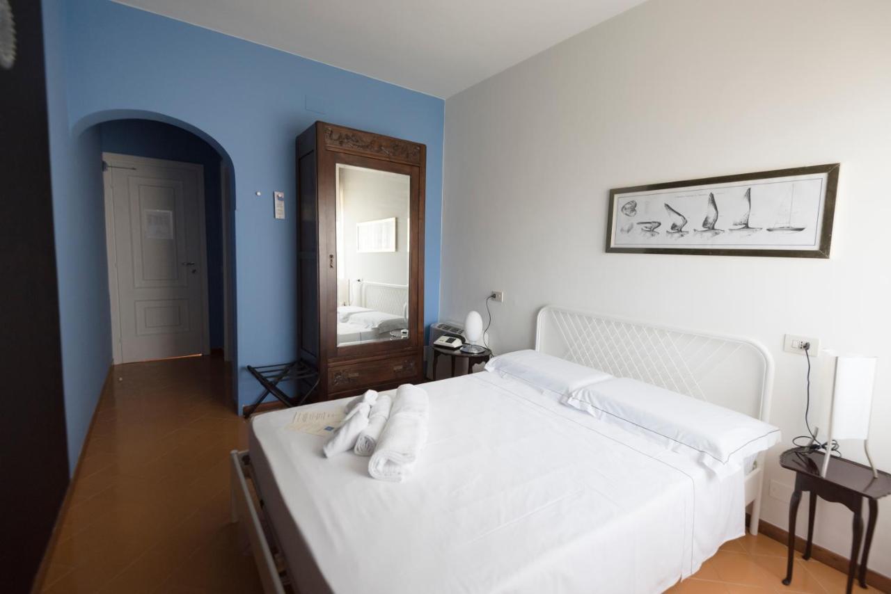 Mami Sabaudia Hotel Zewnętrze zdjęcie